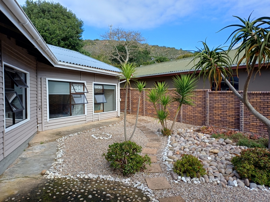 5 Bedroom Property for Sale in The Village Western Cape